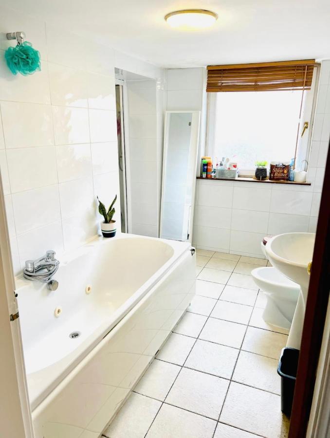 Leith Walk Villa Budget Guest House Единбург Екстер'єр фото