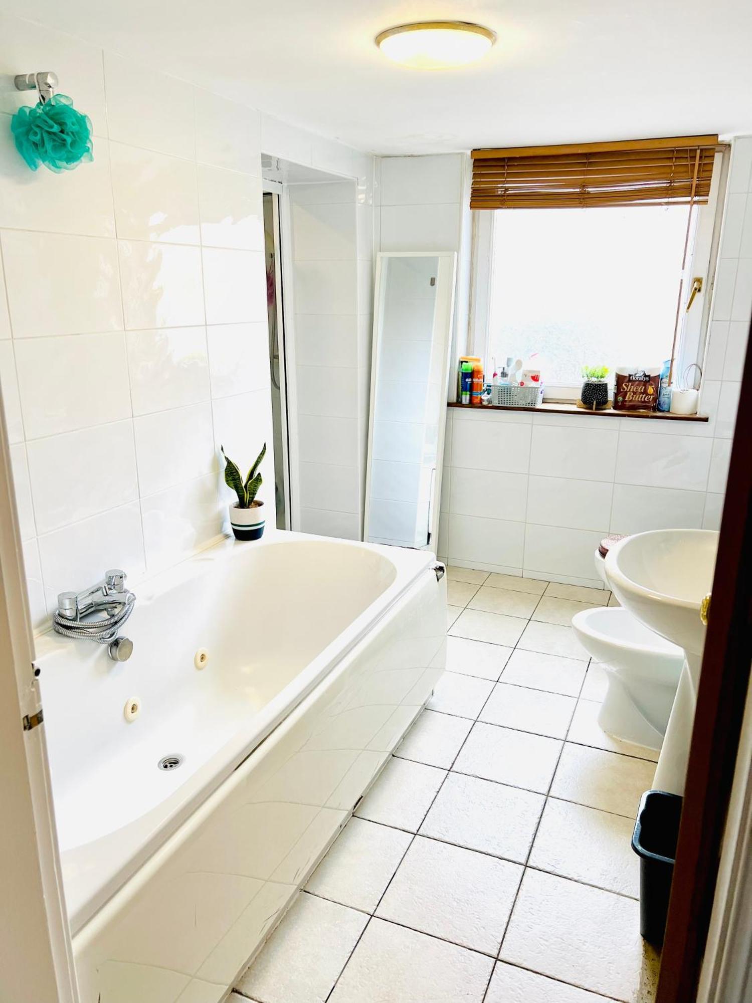 Leith Walk Villa Budget Guest House Единбург Екстер'єр фото