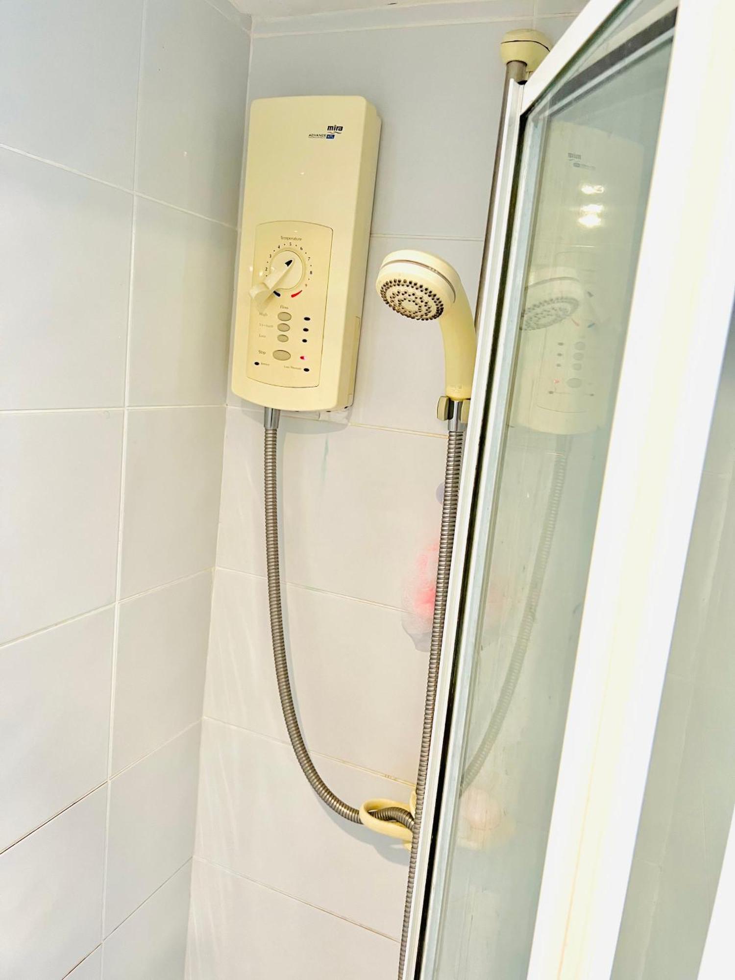 Leith Walk Villa Budget Guest House Единбург Екстер'єр фото